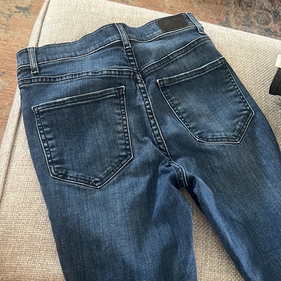 Express Skinny High Rise Size 4R - Picture 5 of 5